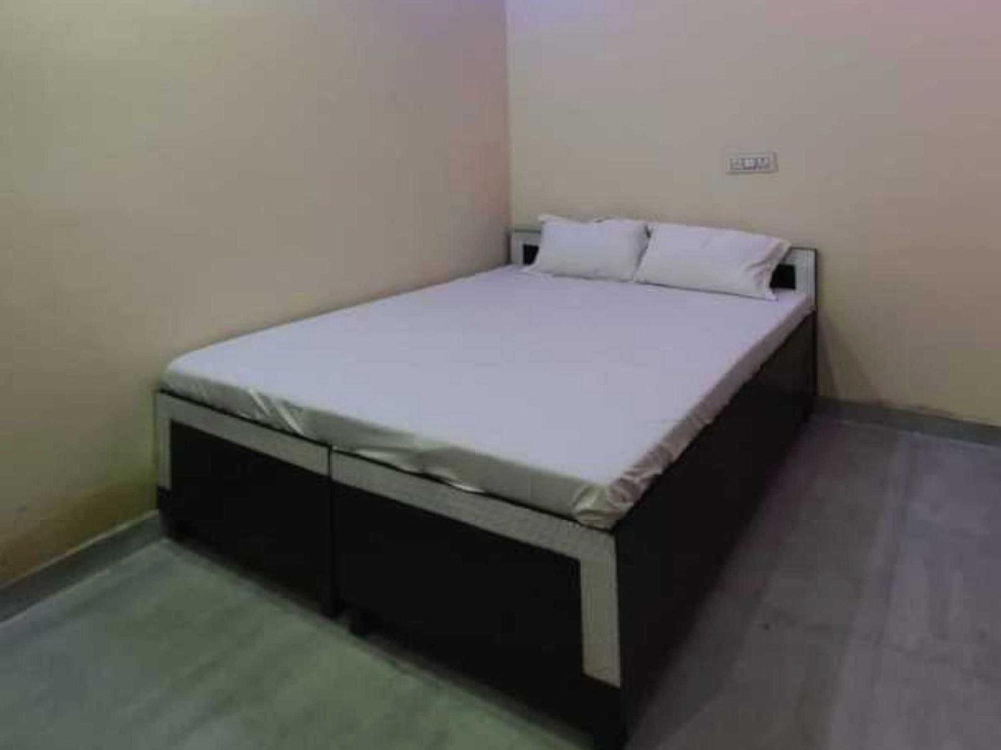 Hotel O G Hotel Happy Home Alīgarh エクステリア 写真